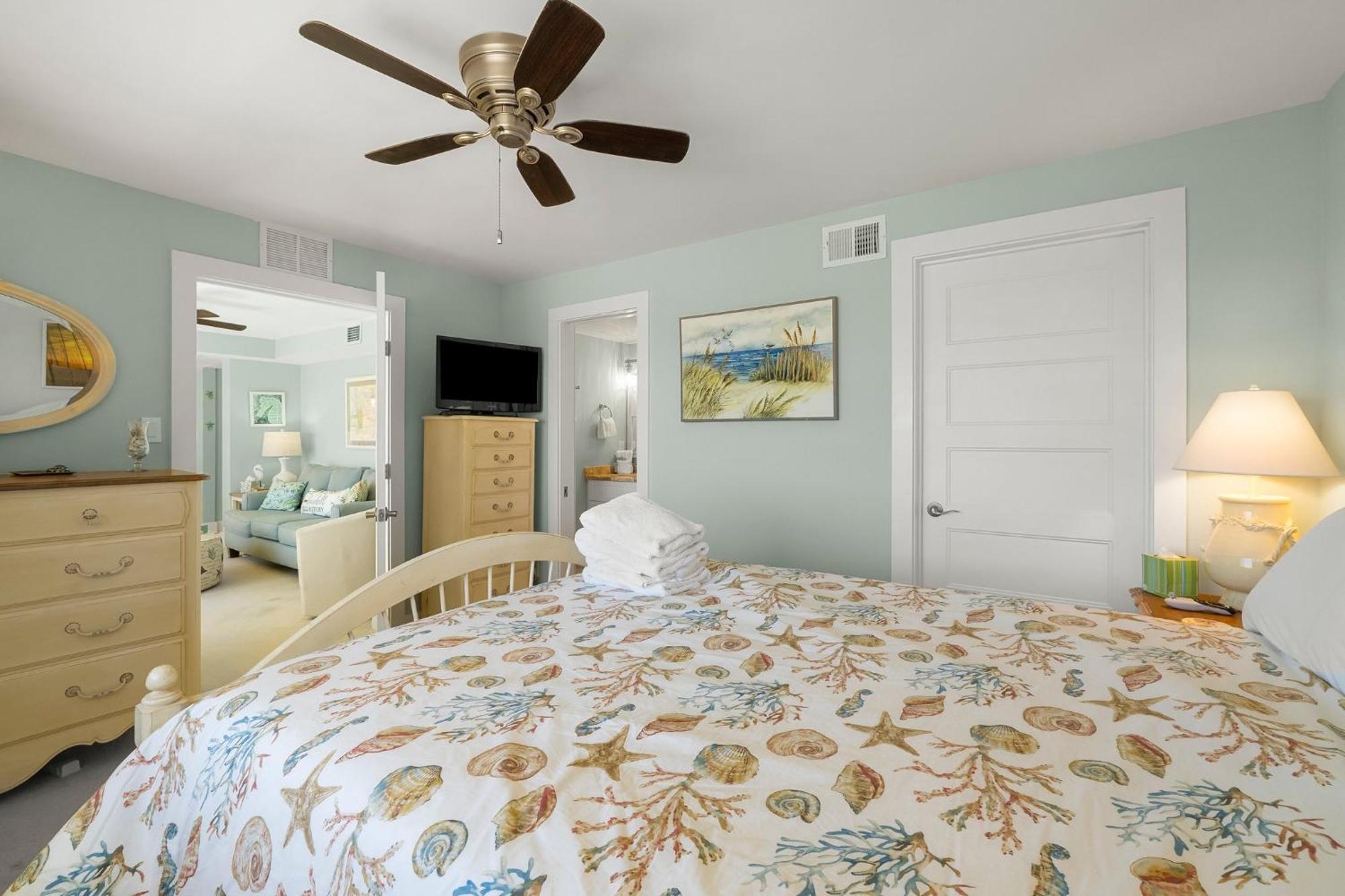 Fabulous 3-bed 3-bath With Private Covered Parking Space!